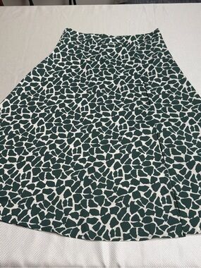 Green and White Printed Midi A-Line Skirt